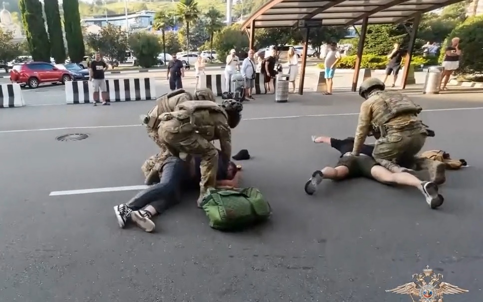 Đặc nhiệm Nga bắt nghi phạm làm việc cho Ukraine trong tuyển tân binh